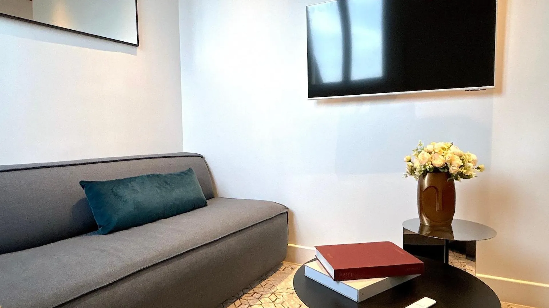 Le Penthouse Tour Eiffel Apartment Paris 0*,